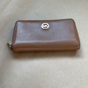 Michael Kors Tan Leather Zip Wallet